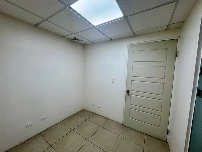 Oficina compacta de 5.7 m² · Plaza Paitilla · 6E - Imagen 5