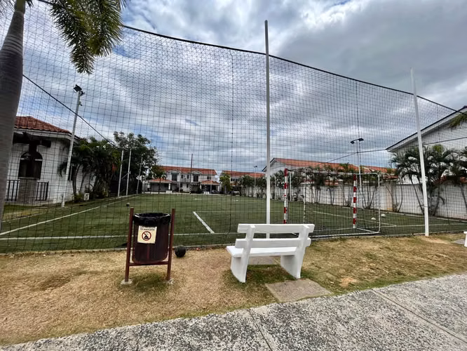 Se Vende casa de esquina en el Residencial Quintas de Versalles - Juan Díaz. - Imagen 16