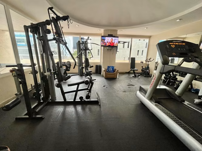 Se Vende Apartamento amoblado en el PH Sunrise Tower - Obarrio. - Imagen 19