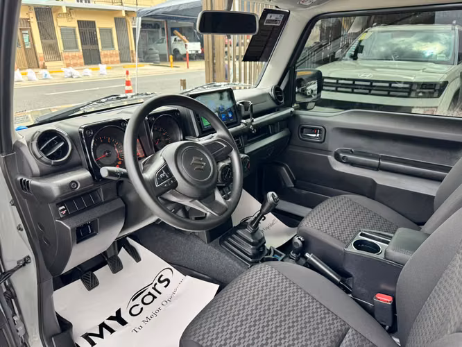 SUZUKI JIMNY 2024 - Imagen 13