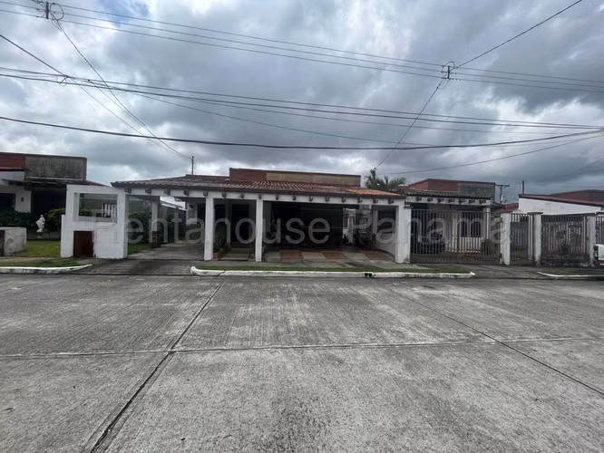 Venta de Casa en Quintas del Lago Las Cumbres HQ - Imagen 2