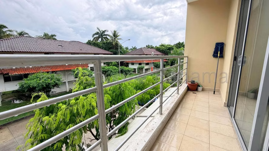 Espacioso Apartamento en Venta en Panama Pacifico 27*2014Mfk