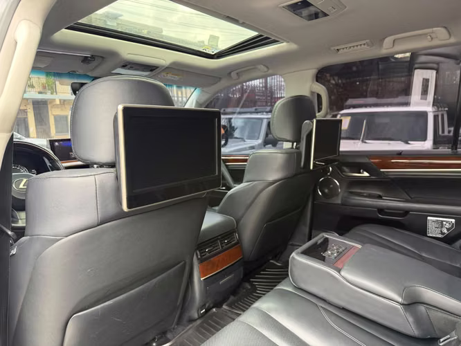 LEXUS LX - Imagen 7