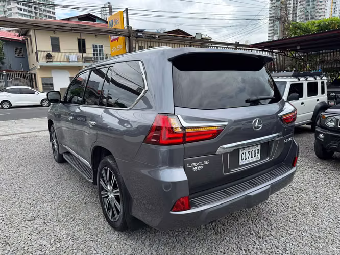 LEXUS LX - Imagen 4