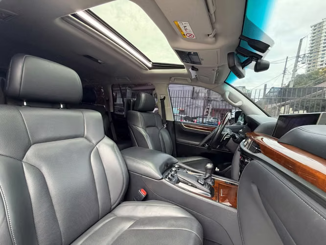 LEXUS LX - Imagen 15
