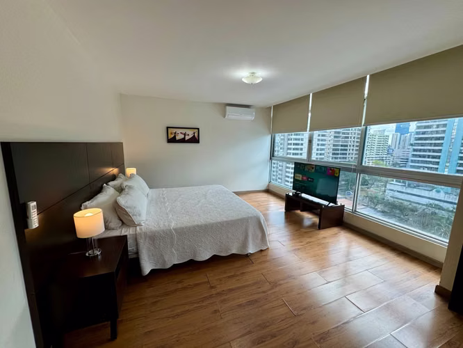 1 HAB · 100 M² · $189,000 · BAYFRONT TOWER · AV. BALBOA - Imagen 6