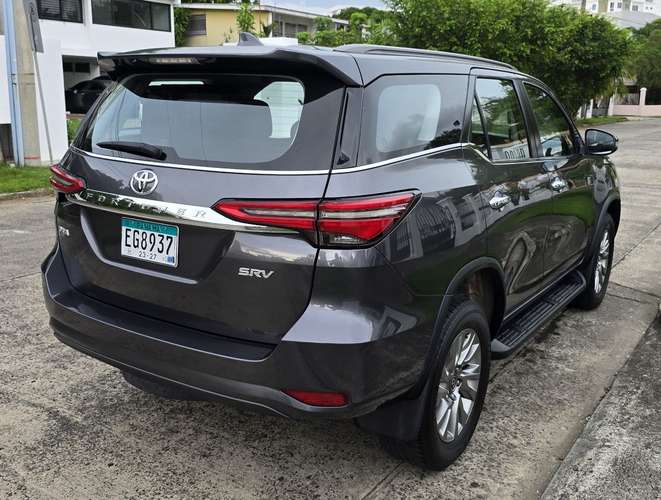  FORTUNER 2023  4X4 AUTOMATICO EN 41,495 al CREDITO o al contado.. - Imagen 5