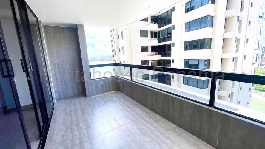 Apartamento en Venta Totalmente Remodelado en Paitilla 26*7263Mfk - Imagen 17