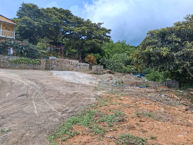 Casa de madera de 2 pisos con terreno de 4,262 m² en Chepo - Imagen 8