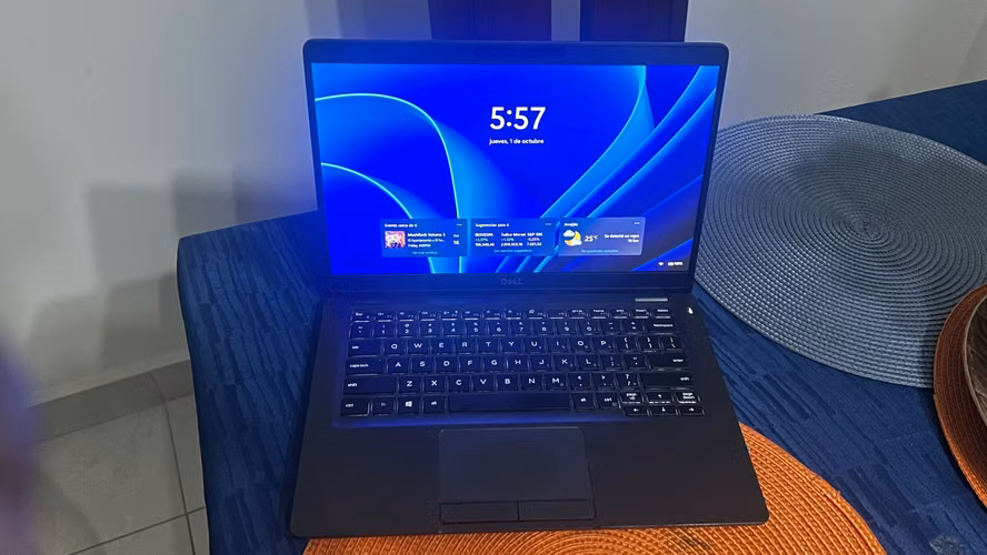 VENDI Laptop Dell Latitude 5300 - Touch  - Imagen 2