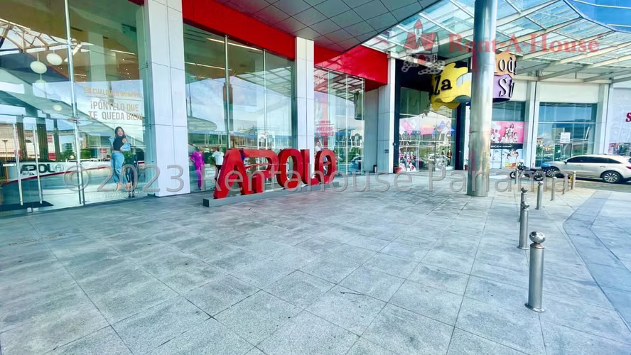 Venta de Galera  de 7 Locales un Edificio Comercial en Colon 27*1760Mfk - Imagen 4
