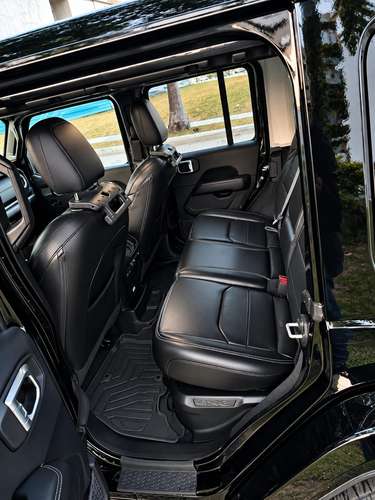 Jeep Wrangler unlimited Sahara 4xe 2022 4 Puertas, Automático, Impecable y Bien Mantenido