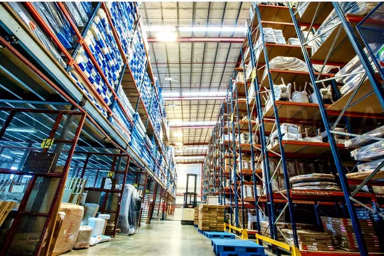 LA LOCERÍA, GALERA INDUSTRIAL DE 5,408 M²  ALTURA HASTA 16 Mt - Imagen 4