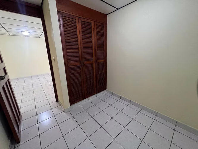 VENTA DE CASA EN VACAMONTE CERCA DEL CENTRO COMERCIAL WESTLAND MALL  - Imagen 16