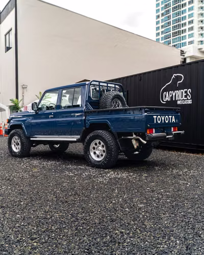 2027 Toyota Land Cruiser serie 79 | 0 km | automática | 4x4 | BLUE