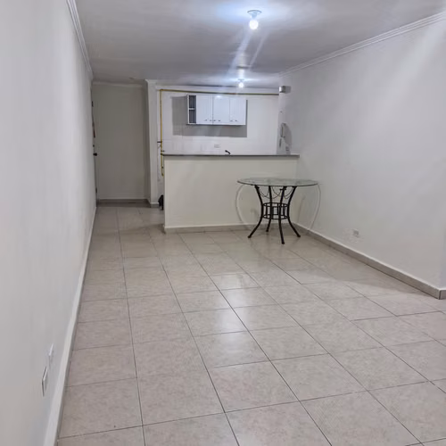 Alquiló apto en río abajo vacío 2recamaras 1baño parking solo 550$  - Imagen 13