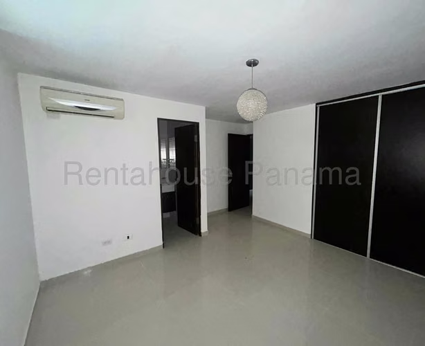 Venta de Apartamento en Altos de Panama ABS