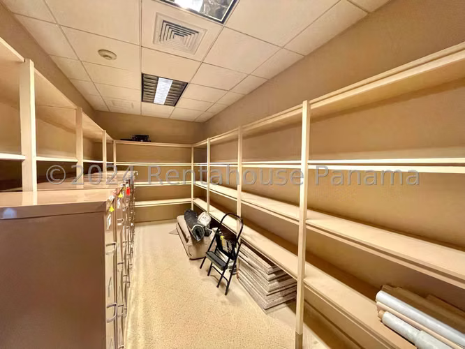 Venta Oficinas Calle 50 - YD