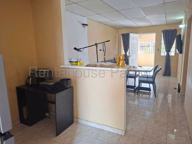 Se Alquila Casa en Tocumen DPA27-1429