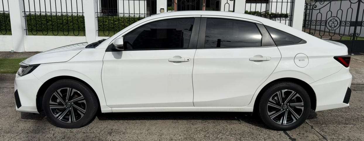 YARIS 2024 AUTOMATICO EN 16,895  al Crédito o al  Contado.. - Imagen 3