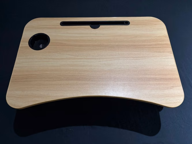 Folding table