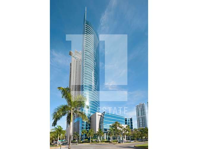 Se Alquila Oficina de 234m2 en Financial Park