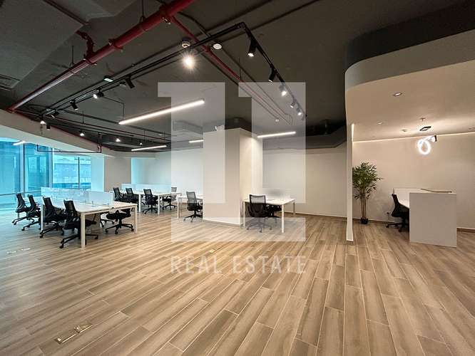 Se Alquila Oficina de 234m2 en Financial Park