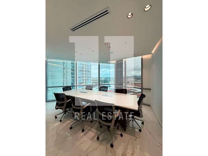 Se Alquila Oficina de 122m2 en Financial Park - Imagen 6