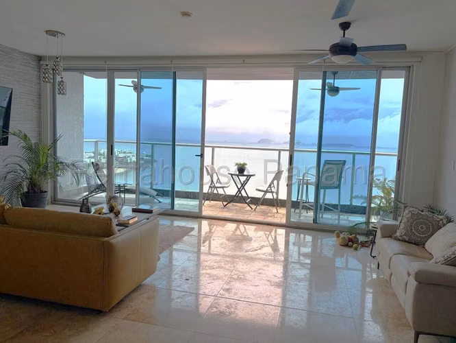 Alquiler apartamento en PH Q Tower, Punta Pacífica - vista al mar | uVIK-27-2713