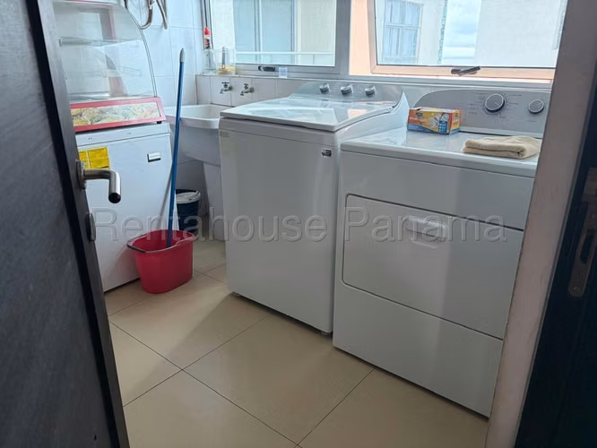 Alquiler apartamento en PH Q Tower, Punta Pacífica - vista al mar | uVIK-27-2713