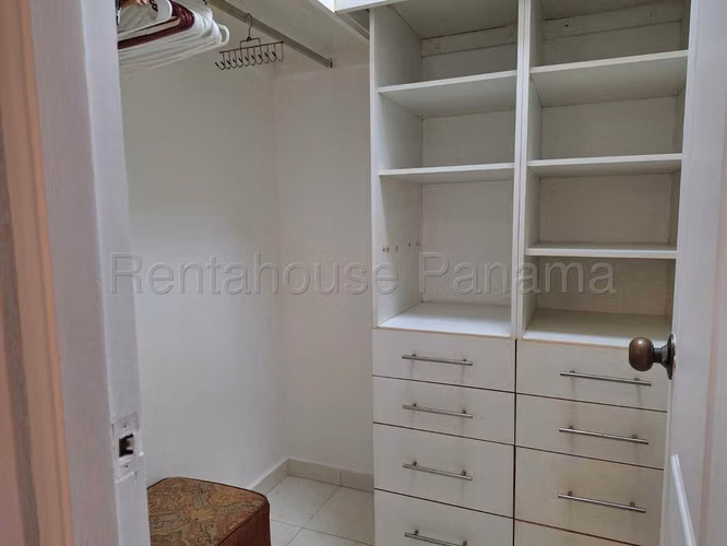 Alquiler apartamento amoblado en PH Terrazas del Pacific, San Francisco - 3 recámaras con baño | VIK-27-2709