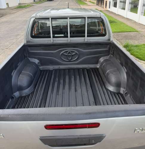 HILUX 2024 4X4   EN 24,495 al CRÉDITO o al contado. - Imagen 12