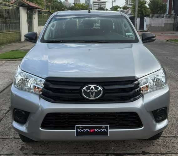 HILUX 2024 4X4   EN 24,495 al CRÉDITO o al contado. - Imagen 3