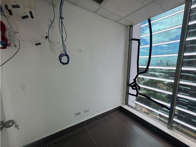 Oficina amplia para alquiler | Twist Tower, Obarrio. - Imagen 4
