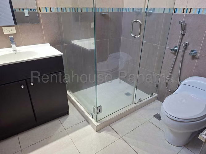 Alquiler de Casa en La Alameda CCO - Imagen 9