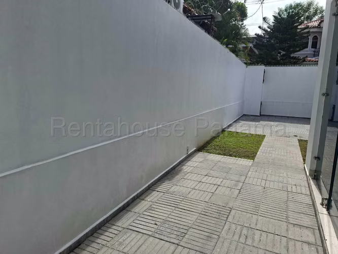 Alquiler de Casa en La Alameda CCO - Imagen 12