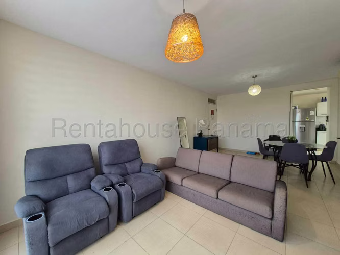 Vendo Apartamento de 95.88m2 en Versalles I 27-2479SRZ - Imagen 3