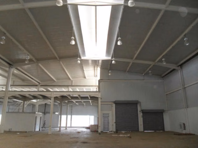 Vendo Galera de 1000m2 en Pacora Parque Las Americas SRZ