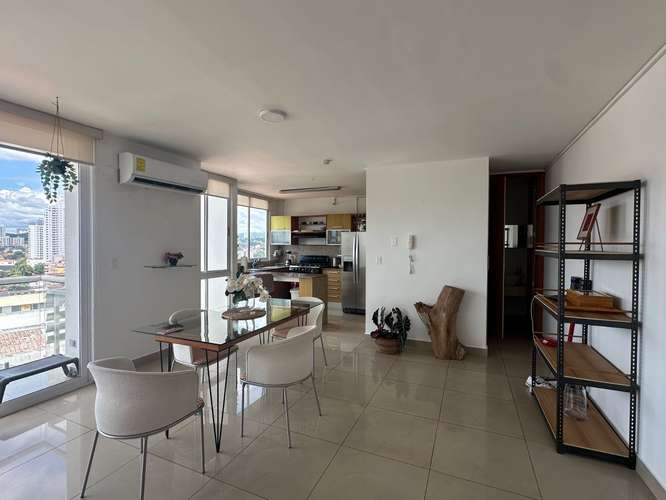 Apartamento Amoblado en PH Bahía del Golf Coco del Mar