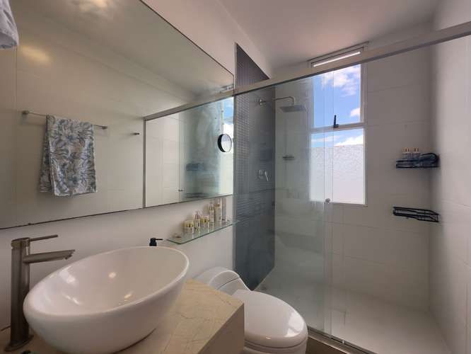 Apartamento Amoblado en PH Bahía del Golf Coco del Mar - Imagen 6