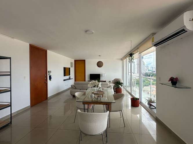 Apartamento Amoblado en PH Bahía del Golf Coco del Mar - Imagen 3
