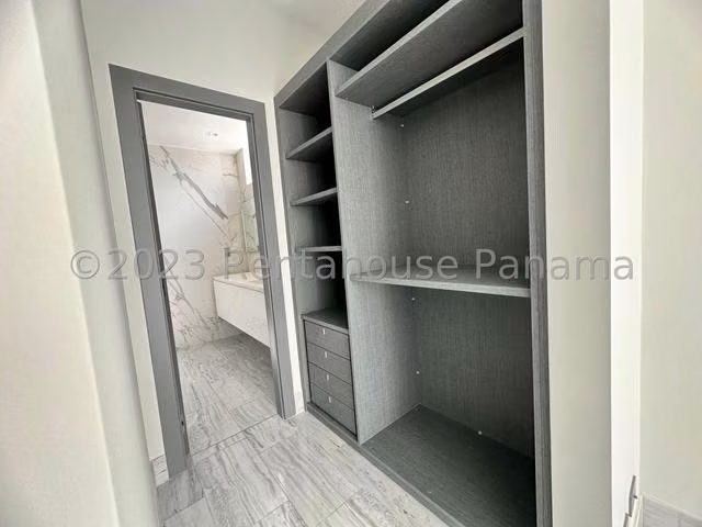 Apartamento en Venta en Bella Vista JG - Imagen 12