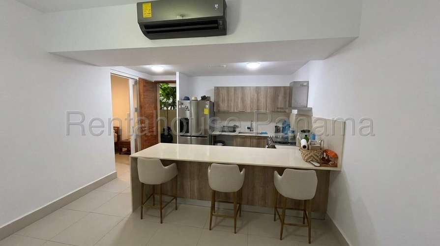 Alquiler de Apartamento en San Carlos 27MGO2432