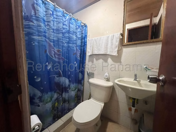 Alquiler de Casa en San Miguelito 27MGO2657