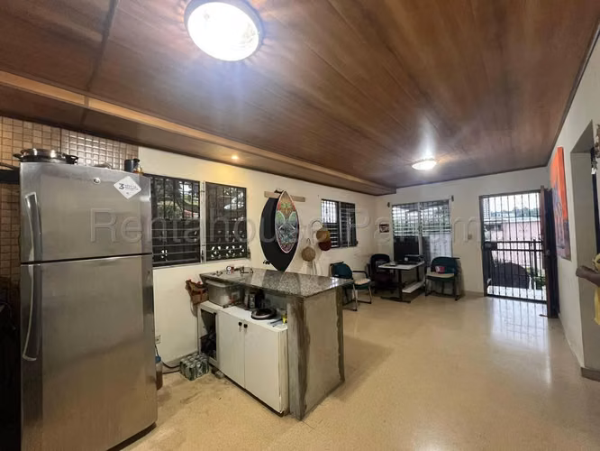 Alquiler de Casa en San Miguelito 27MGO2657