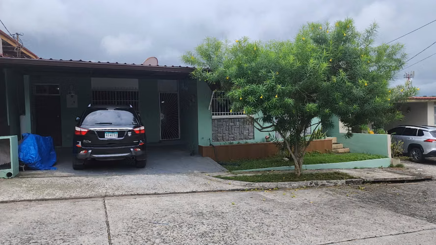 HOUSE FOR SALE - 124; HILL THE LOINS - VILLA LUCRE