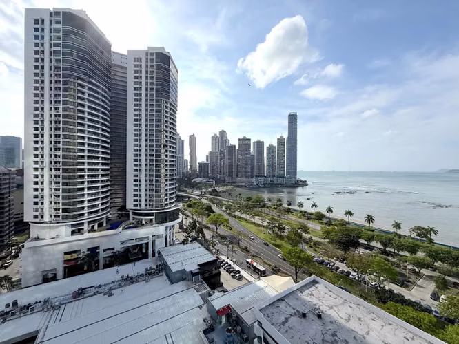 Exclusivo y espacioso LOFT en alquiler ubicado en Avenida Balboa - Imagen 11