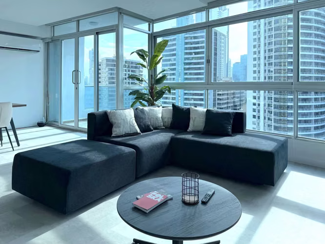 Exclusivo y espacioso LOFT en alquiler ubicado en Avenida Balboa - Imagen 6