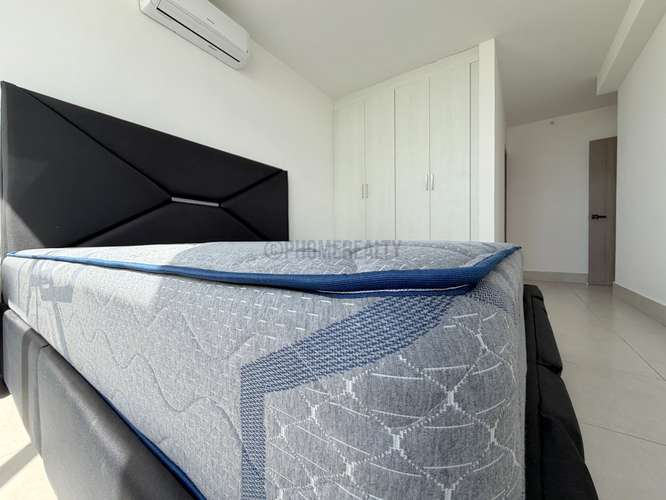 Apartamento Amoblado de 2 Recámaras en Alquiler en Transístmica con Vista a la Ciudad