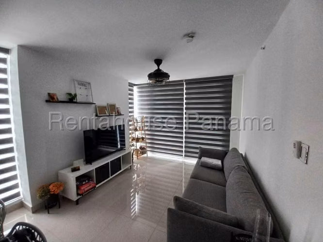 J2716GRR Venta de Apartamento en Carrasquilla 